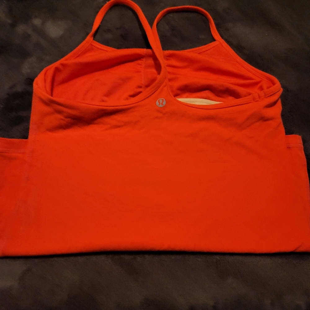 Lululemon tank top